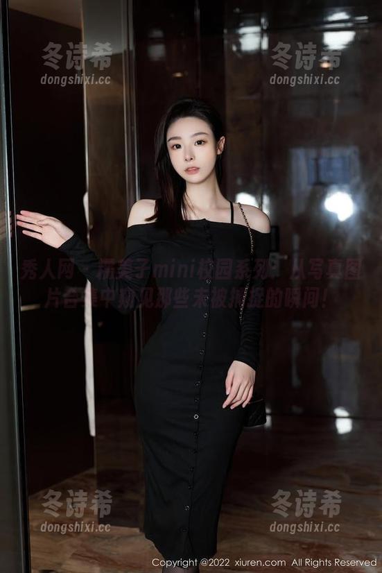 秀人网 - 糯美子mini校园系列：从写真图片合集中窥见那些未被捕捉的瞬间！