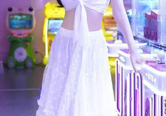 秀人网 – 郑颖姗的礼服写真,仿佛有种魔力,让我瞬间陷入思考…