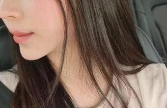 微密圈 – 紫色哒豚豚全套写真:棉袜背后的故事,真是个迷!