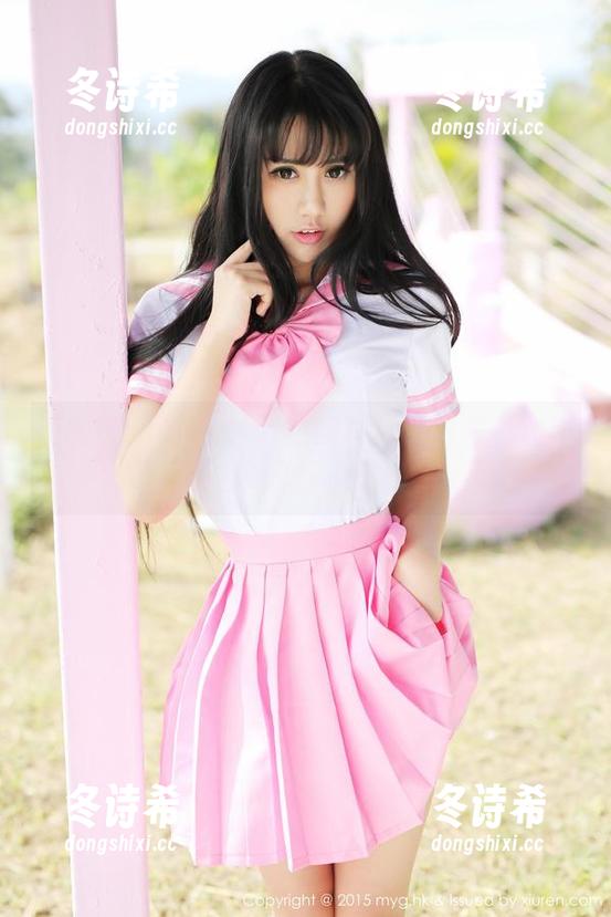 美媛馆 - 阿乖Kiddo的写真：白衬衫和不经意间的撩拨。