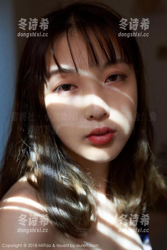 蜜桃社-小魔女lily 蜜桃社 - 小魔女lily白丝写真大集合!免费的下载,你的朋友圈要炸了!
