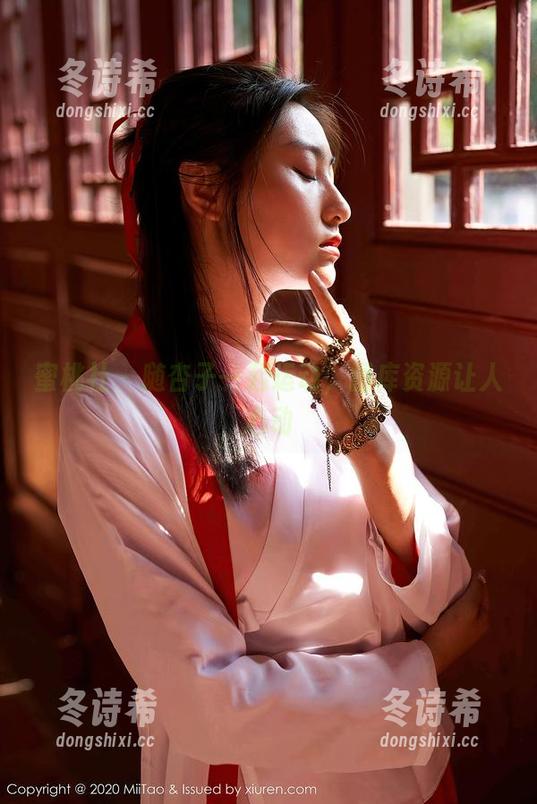 蜜桃社-杏子 蜜桃社 - 随杏子一起运动,图库资源让人心动