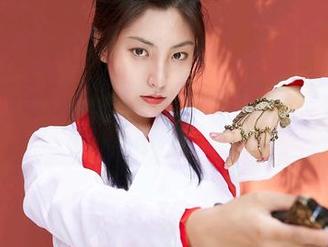 蜜桃社 – 桃乃香Tina的眼镜秀,美图精选,快来看看我难以自拔的沉迷!