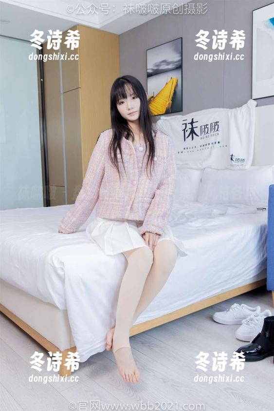 袜啵啵-苏苏 袜啵啵 - 盘点苏苏的板鞋合集:风格各异,谁能抵挡?