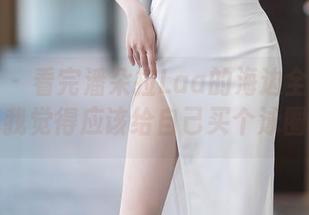 语画界 – 看完潘朵拉Laa的海边全套图片,我觉得应该给自己买个泳圈。