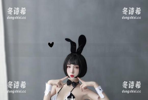 微密圈 - 超辣的林一的私房图集：长腿与青春的完美邂逅