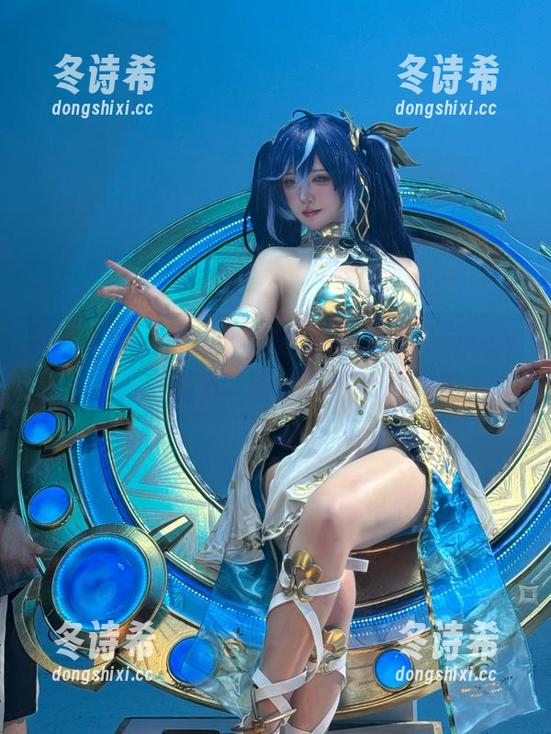 阿薰kaOri 镂空之美,阿薰kaOri来袭:套图分享让你为之惊艳,快来抓紧这份梦!
