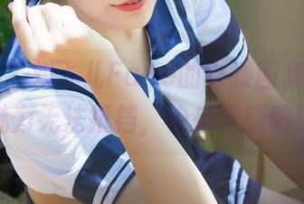 青豆客 – 刘飞儿Faye的女孩图集：她的魅力无法抵挡，快来下载吧！